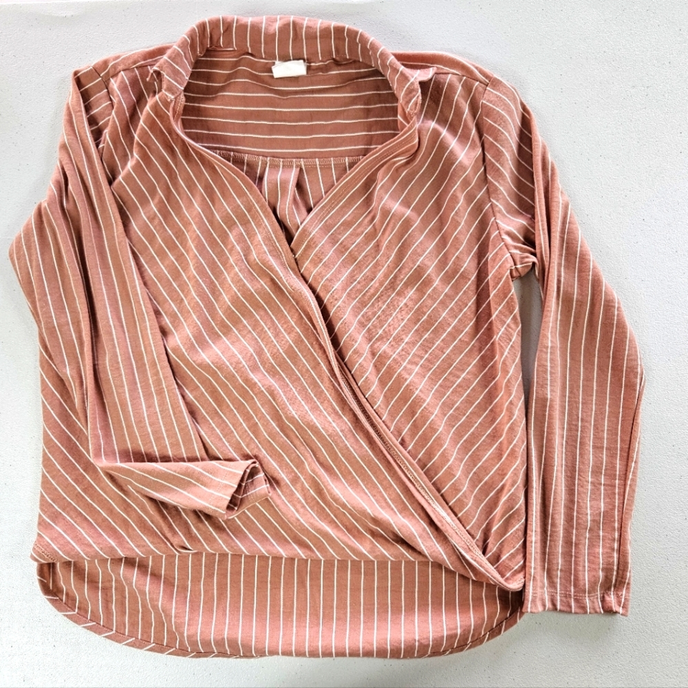 By Together, V Front wrap top size small